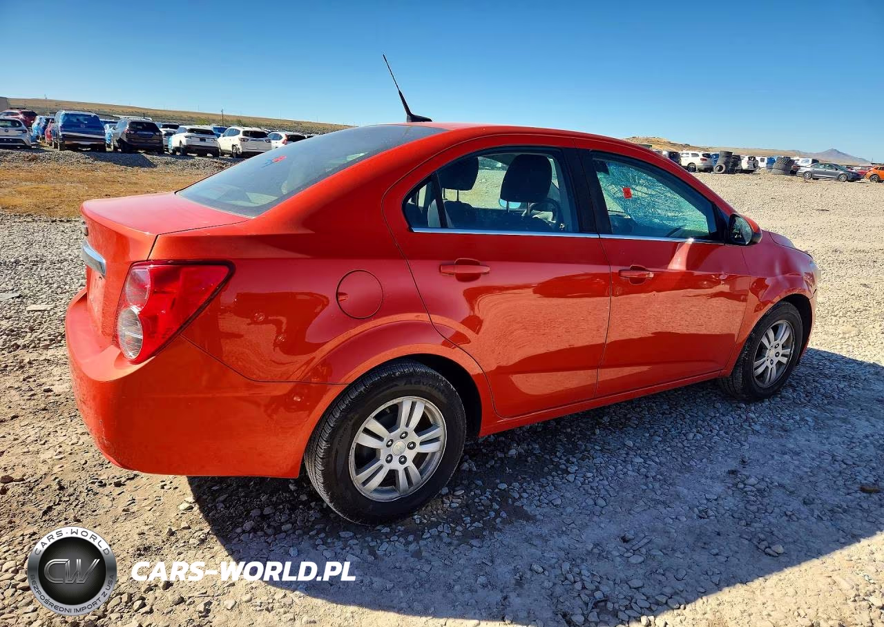 2013 Chevrolet Sonic Lt VIN:1G1JC5SG5D4101836 - 3
