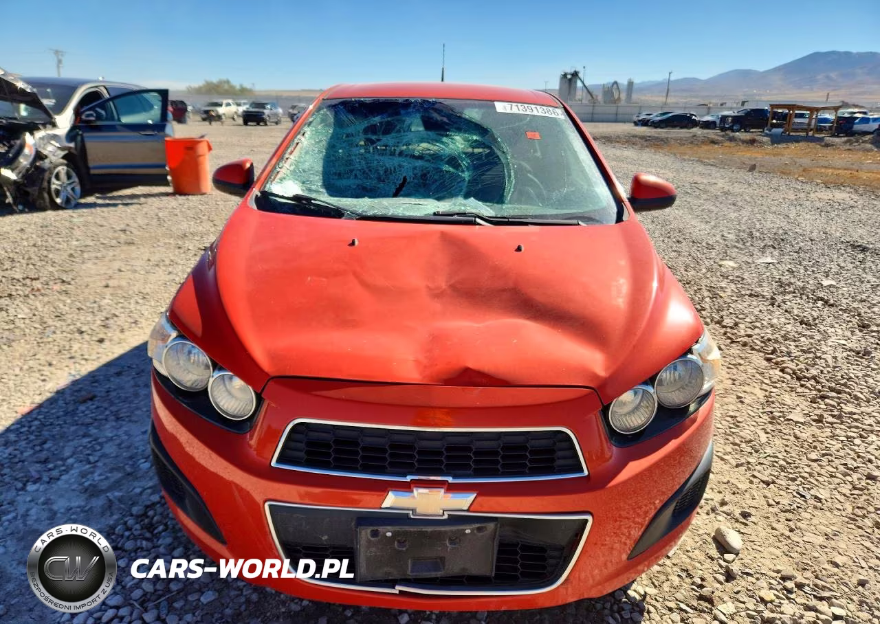 2013 Chevrolet Sonic Lt VIN:1G1JC5SG5D4101836 - 5