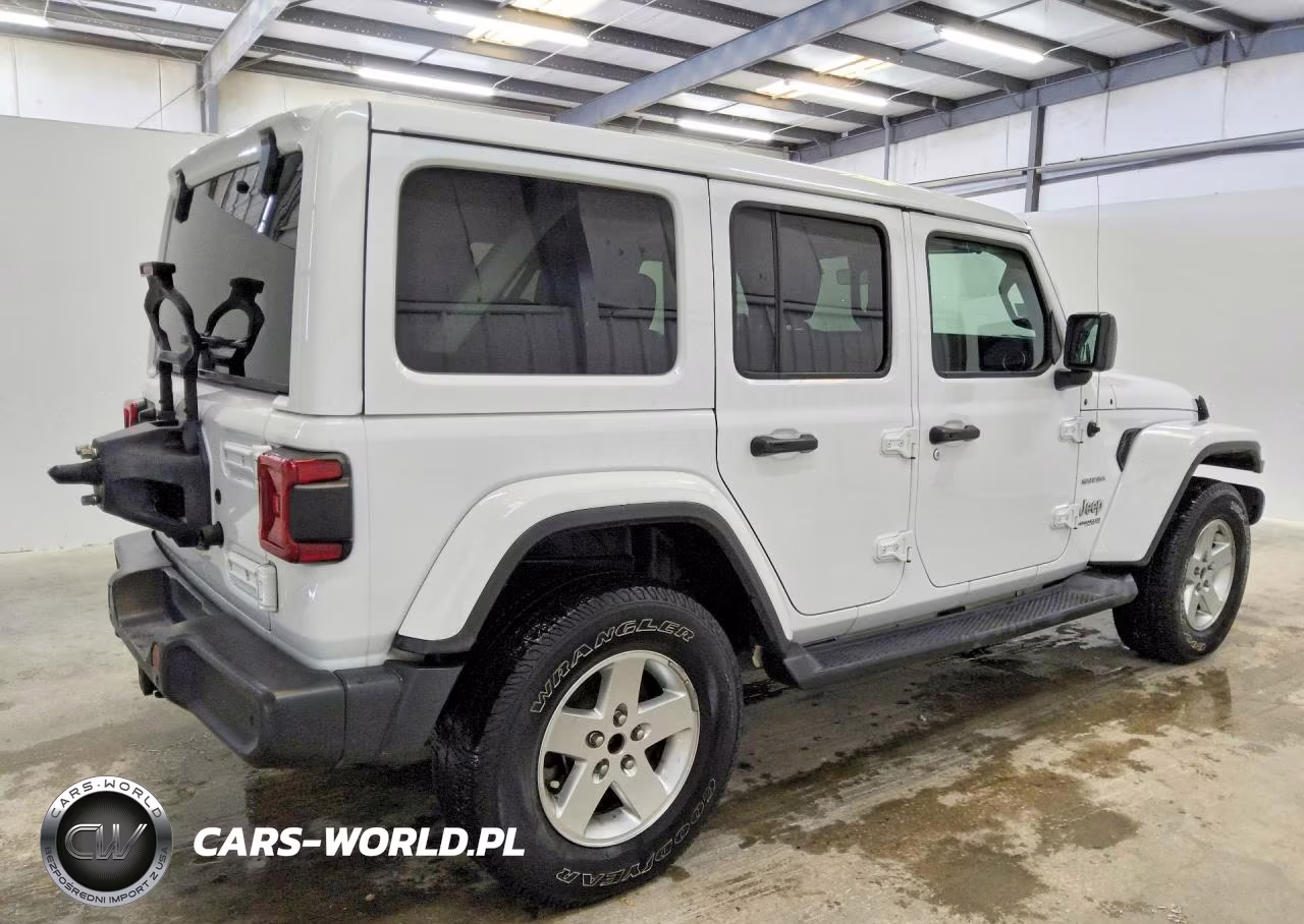2019 Jeep Wrangler Unlimited Sahara VIN:1C4HJXEN0KW507963 - 3