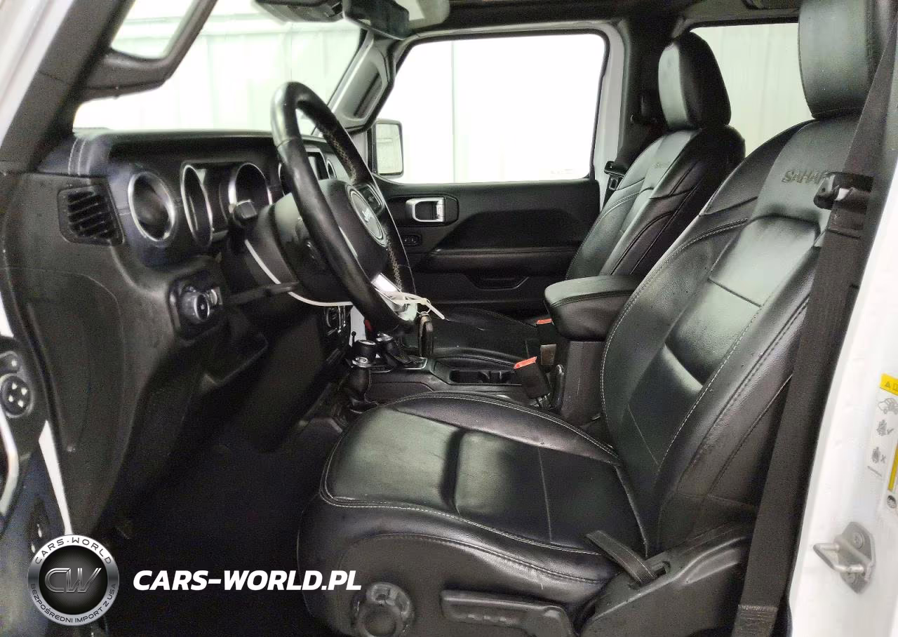 2019 Jeep Wrangler Unlimited Sahara VIN:1C4HJXEN0KW507963 - 7