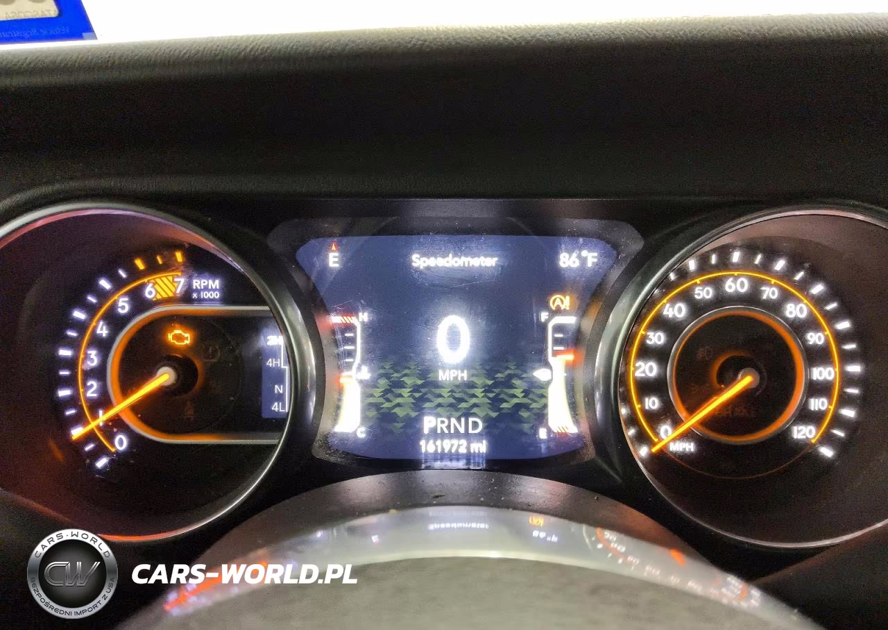 2019 Jeep Wrangler Unlimited Sahara VIN:1C4HJXEN0KW507963 - 9