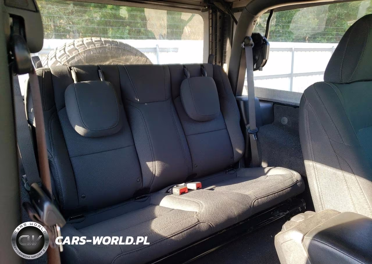 2021 Jeep Wrangler Sport VIN:1C4HJXAG7MW541442 - 11
