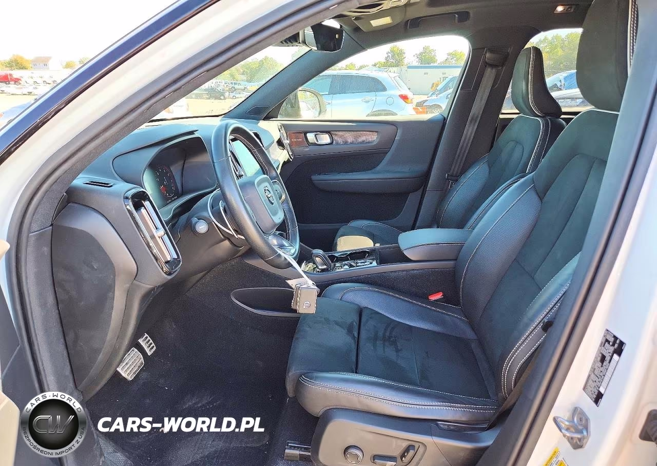 2019 Volvo Xc40 T5 R-Design VIN:YV4162UM2K2109897 - 7