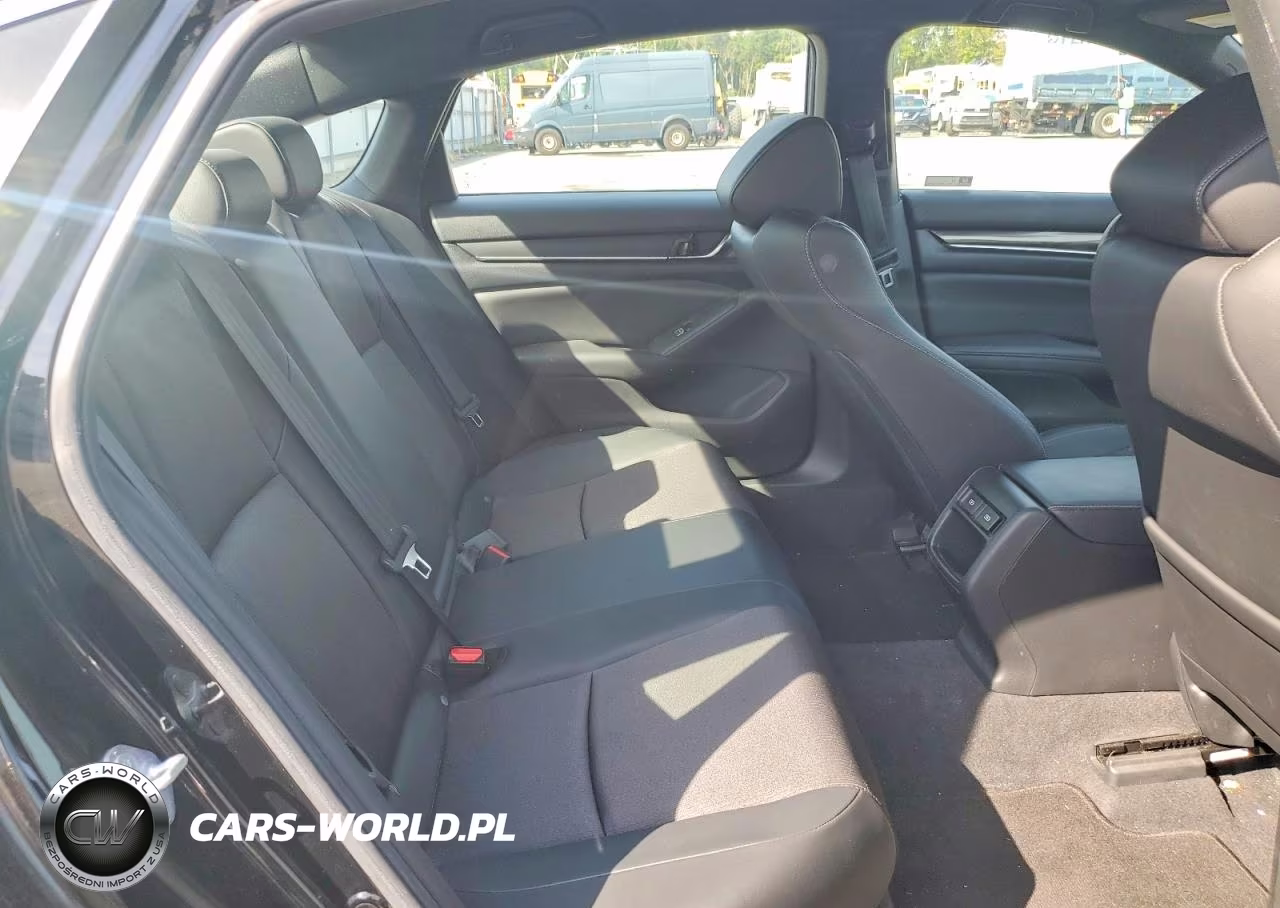 2022 Honda Accord Sport VIN:1HGCV1F32NA110069 - 10