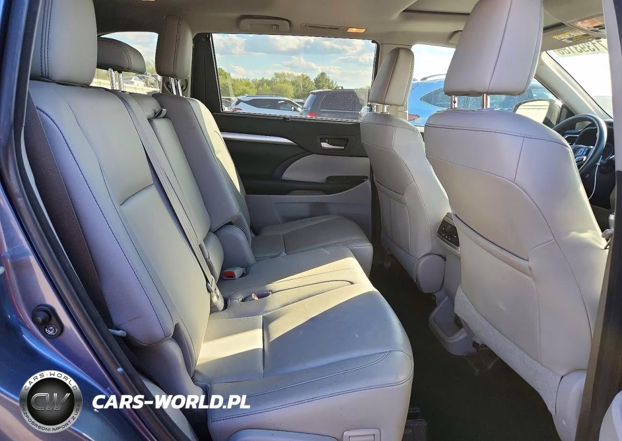 2018 Toyota Highlander Xle VIN:5TDJZRFH2JS819912 - 11