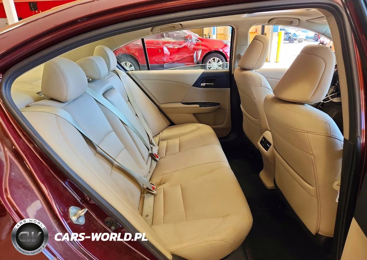 2017 Honda Accord Touring VIN:1HGCR3F90HA012327 - 10
