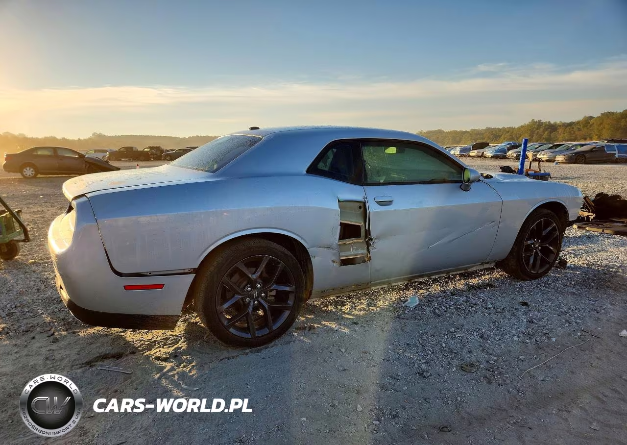 2021 Dodge Challenger Sxt VIN:2C3CDZAG6MH599820 - 3