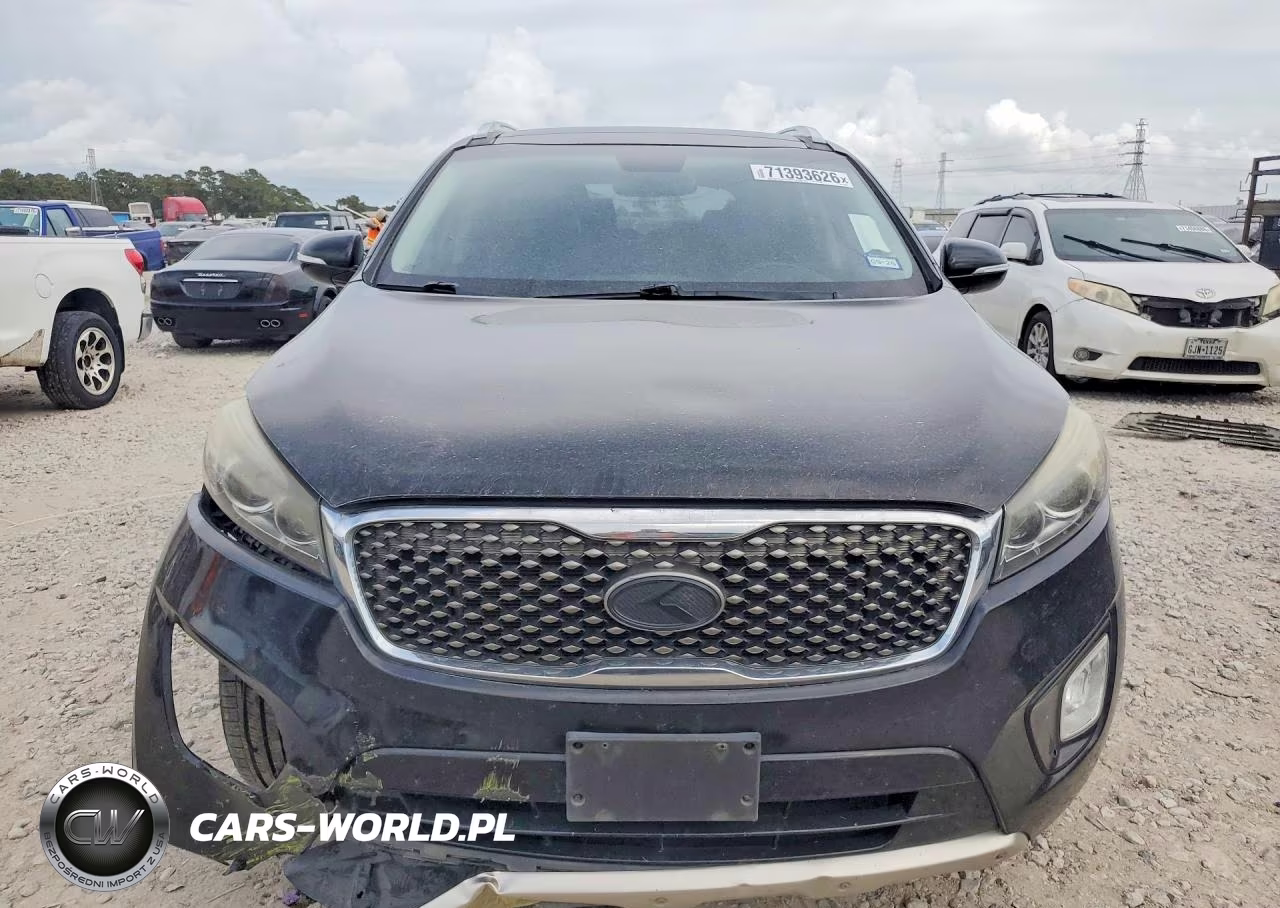 2018 Kia Sorento VIN:5XYPK4A58JG380016 - 5