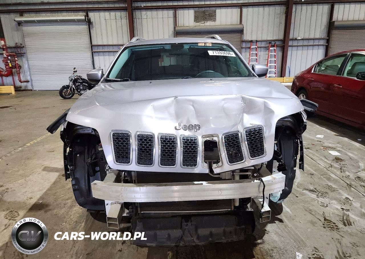 2019 Jeep Cherokee Latitude VIN:1C4PJLCB7KD187212 - 5