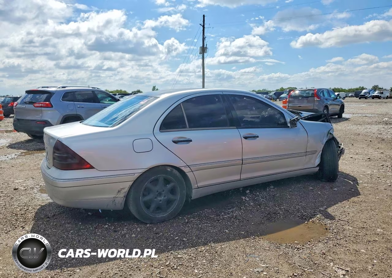 2004 Mercedes-Benz C 240 VIN:WDBRF61J24A593469 - 3