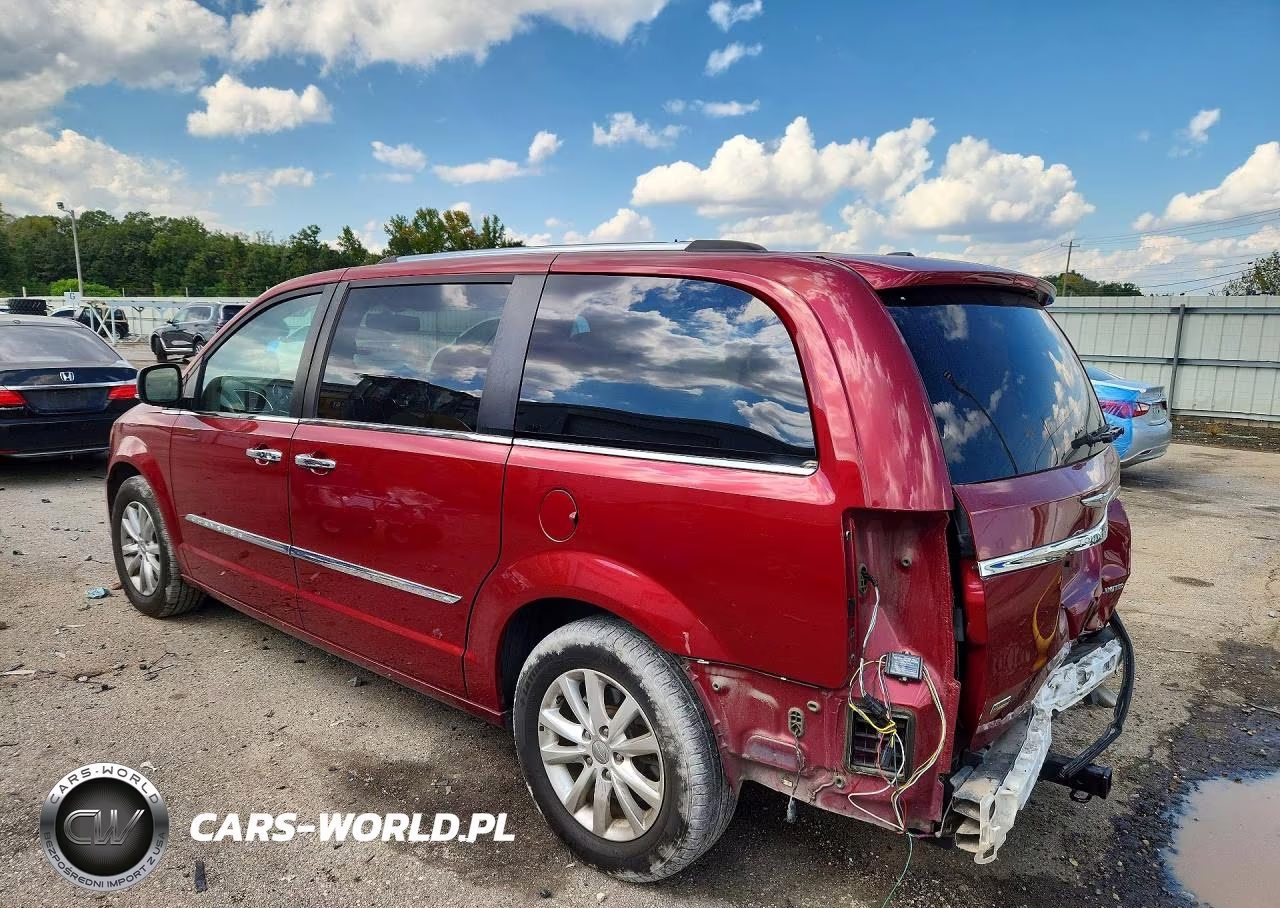 2015 Chrysler Town & Country Limited Platinum VIN:2C4RC1GG4FR710895 - 2