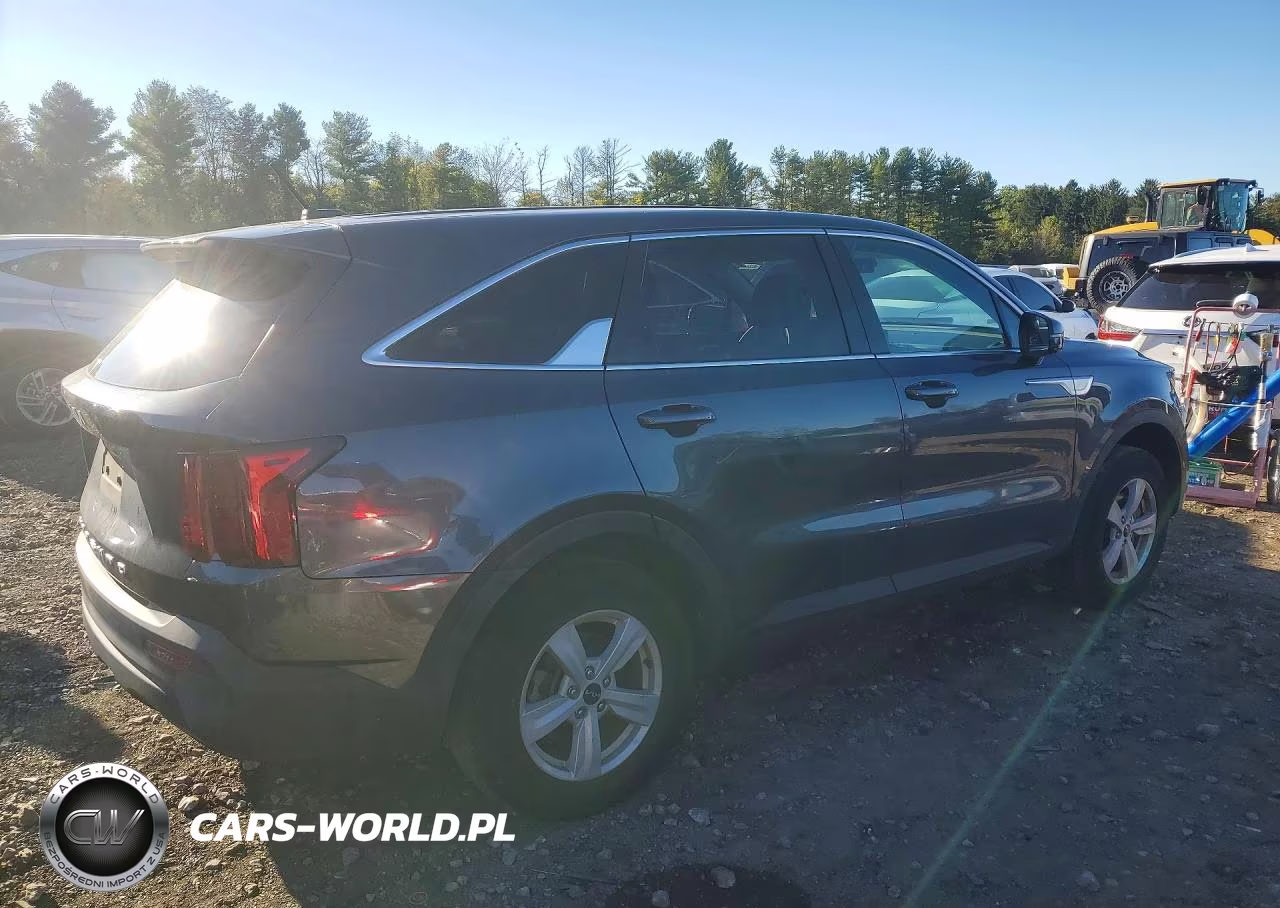 2022 Kia Sorento Lx VIN:5XYRGDLC2NG094982 - 3
