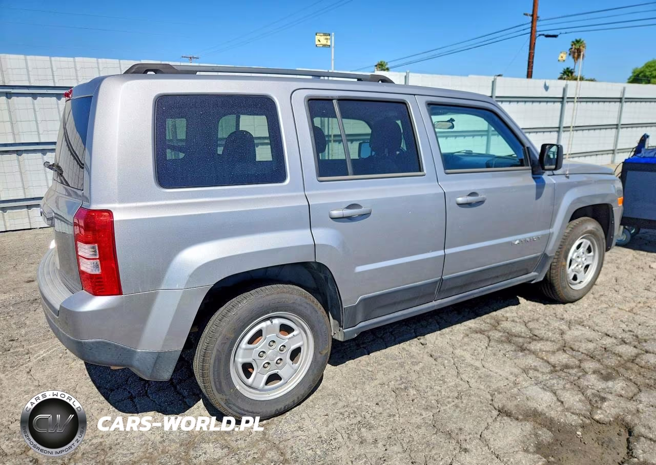 2015 Jeep Patriot Sport VIN:1C4NJPBA0FD280571 - 3