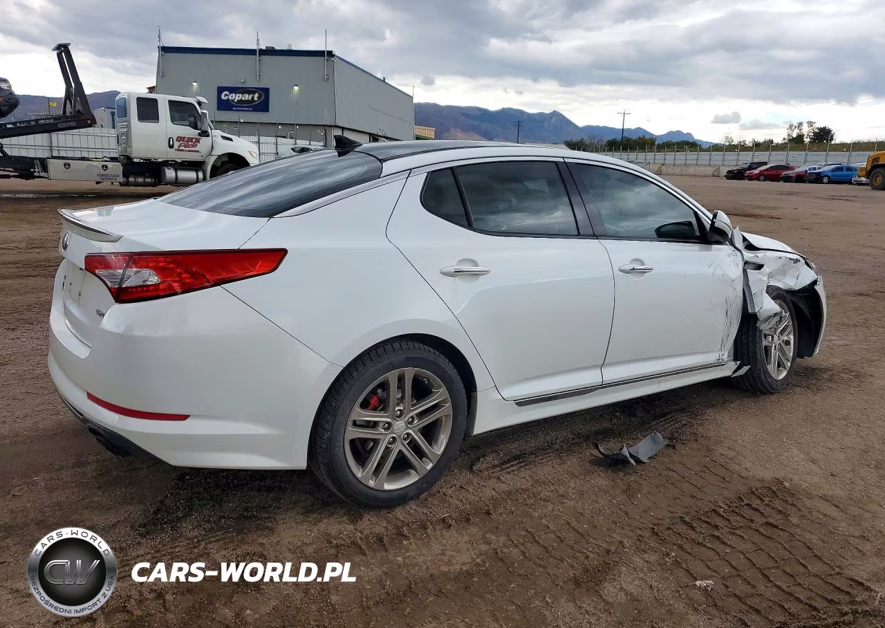 2013 Kia Optima Sx VIN:5XXGR4A69DG099713 - 3