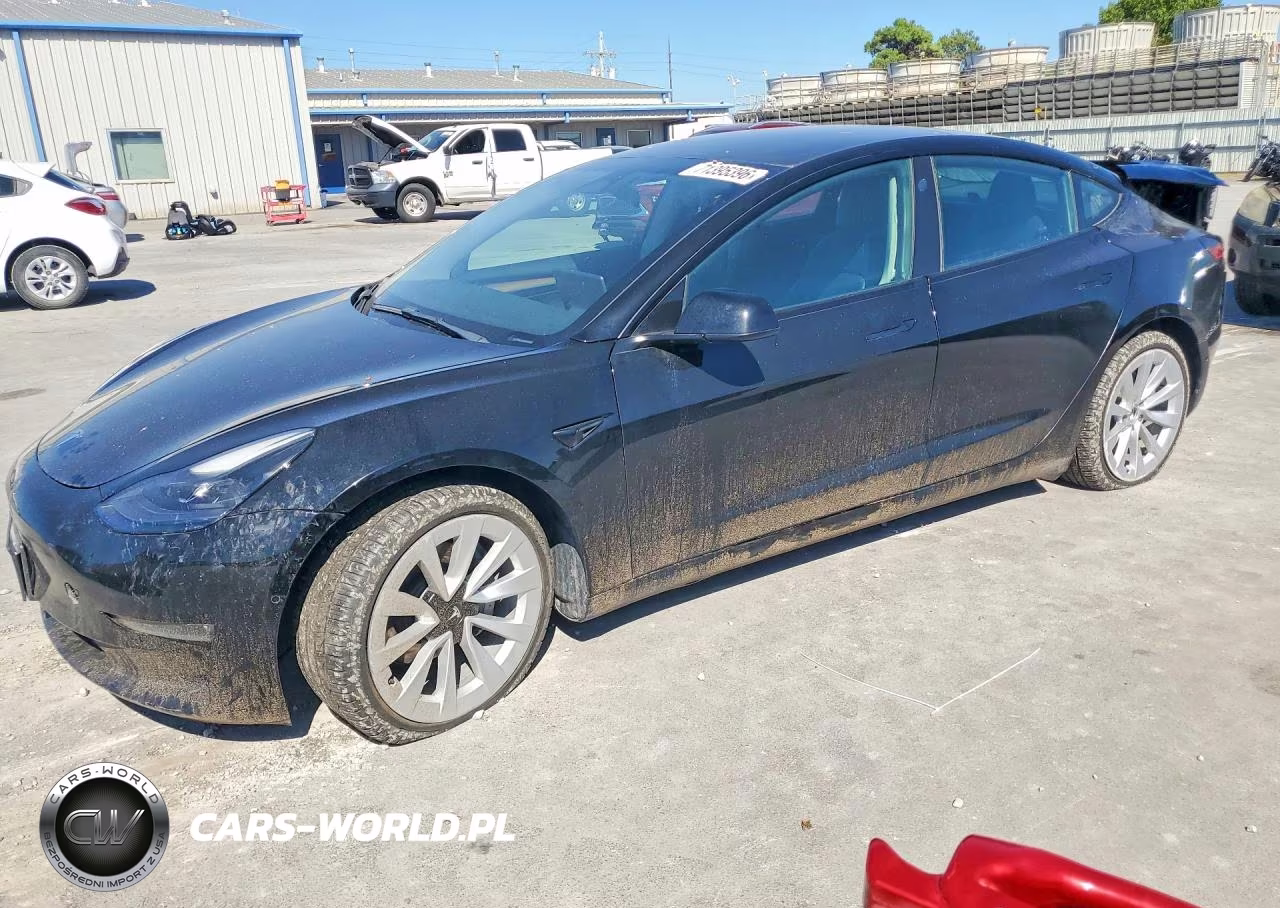 2022 Tesla Model 3 – zdjęcie 1 z 12