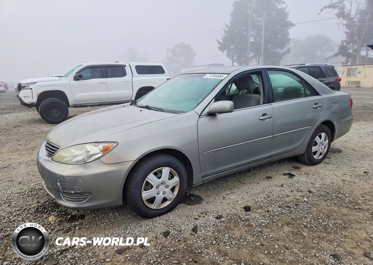 2005 Toyota Camry Le