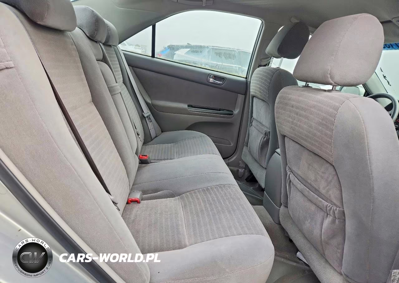 2005 Toyota Camry Le VIN:4T1BE32K45U623479 - 10