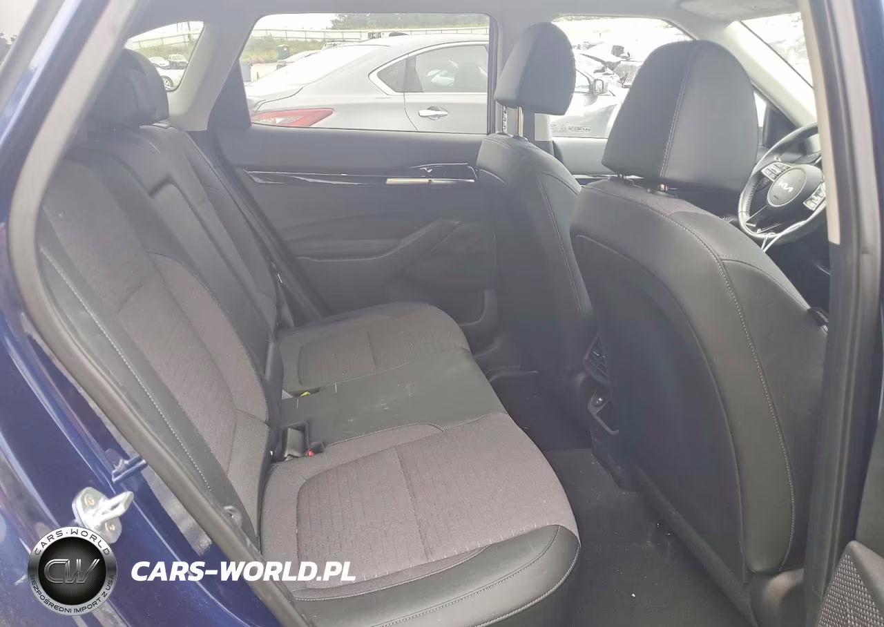 2023 Kia Seltos S VIN:KNDEU2AA6P7377575 - 11