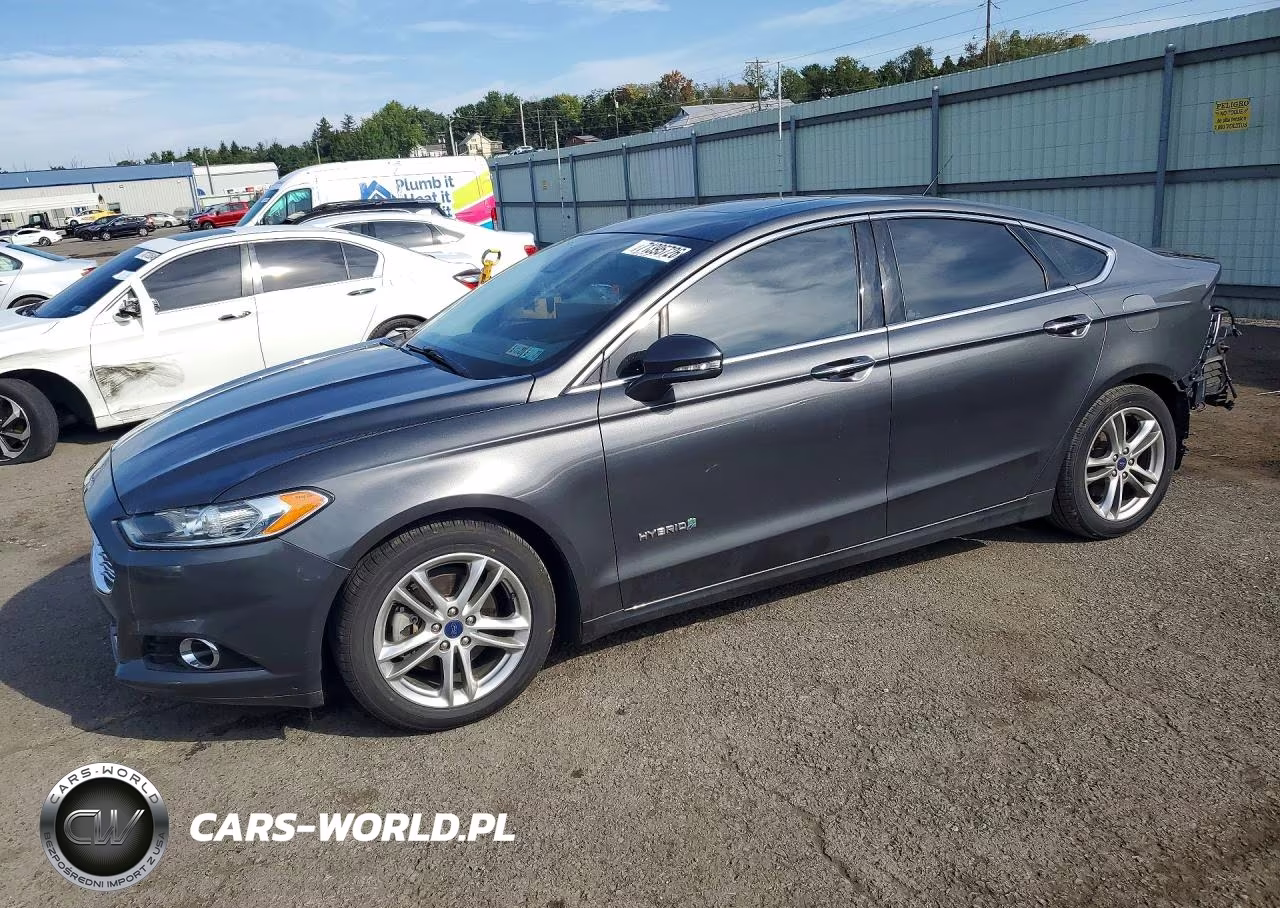 2015 Ford Fusion Titanium Hev – zdjęcie 1 z 13