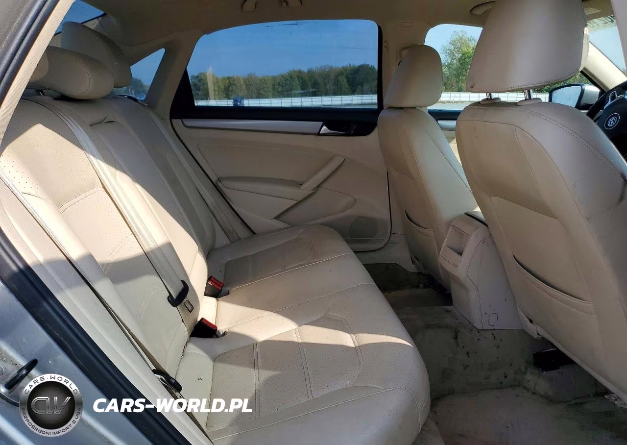 2014 Volkswagen Passat S VIN:1VWAT7A34EC108749 - 10