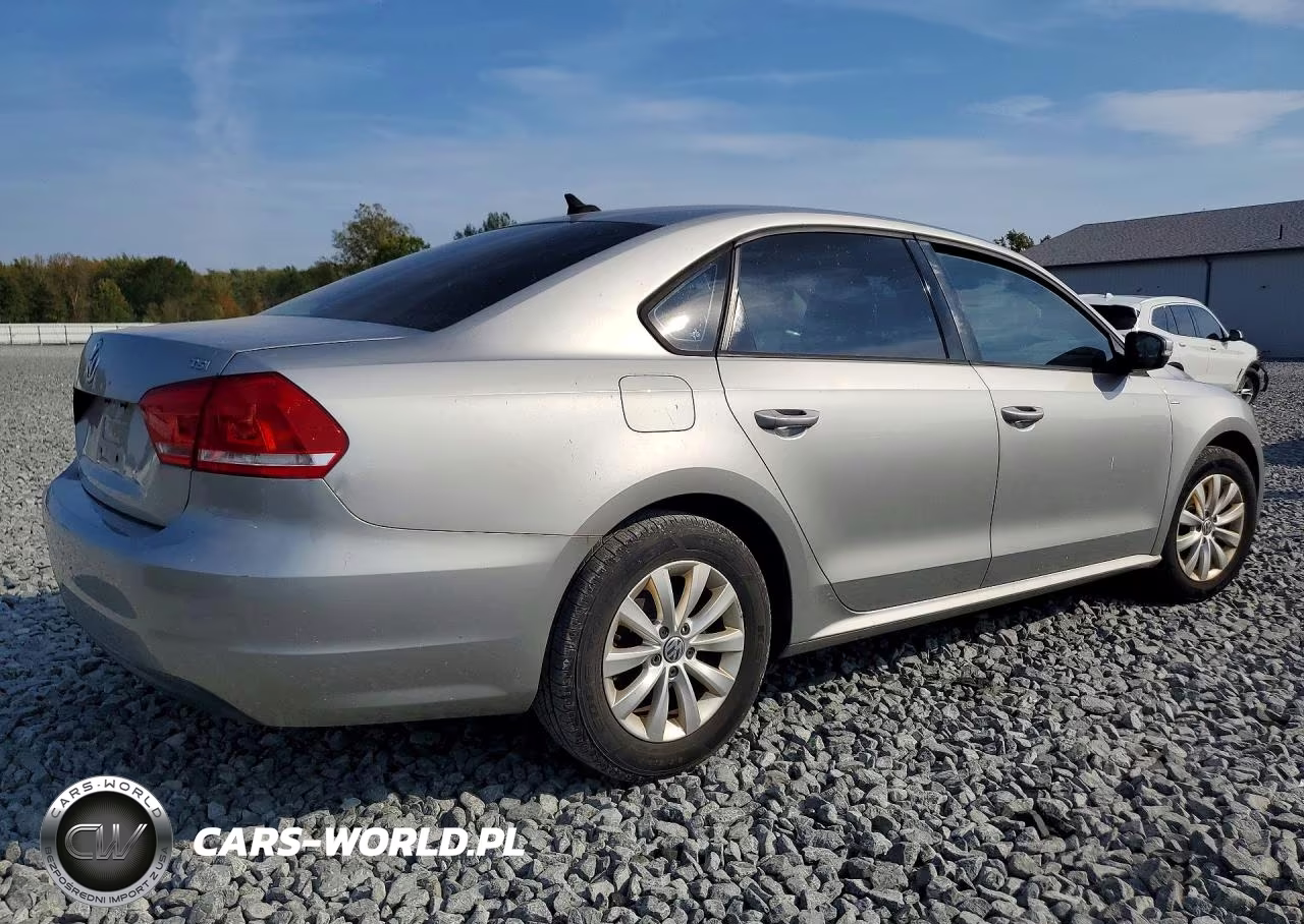 2014 Volkswagen Passat S VIN:1VWAT7A34EC108749 - 3