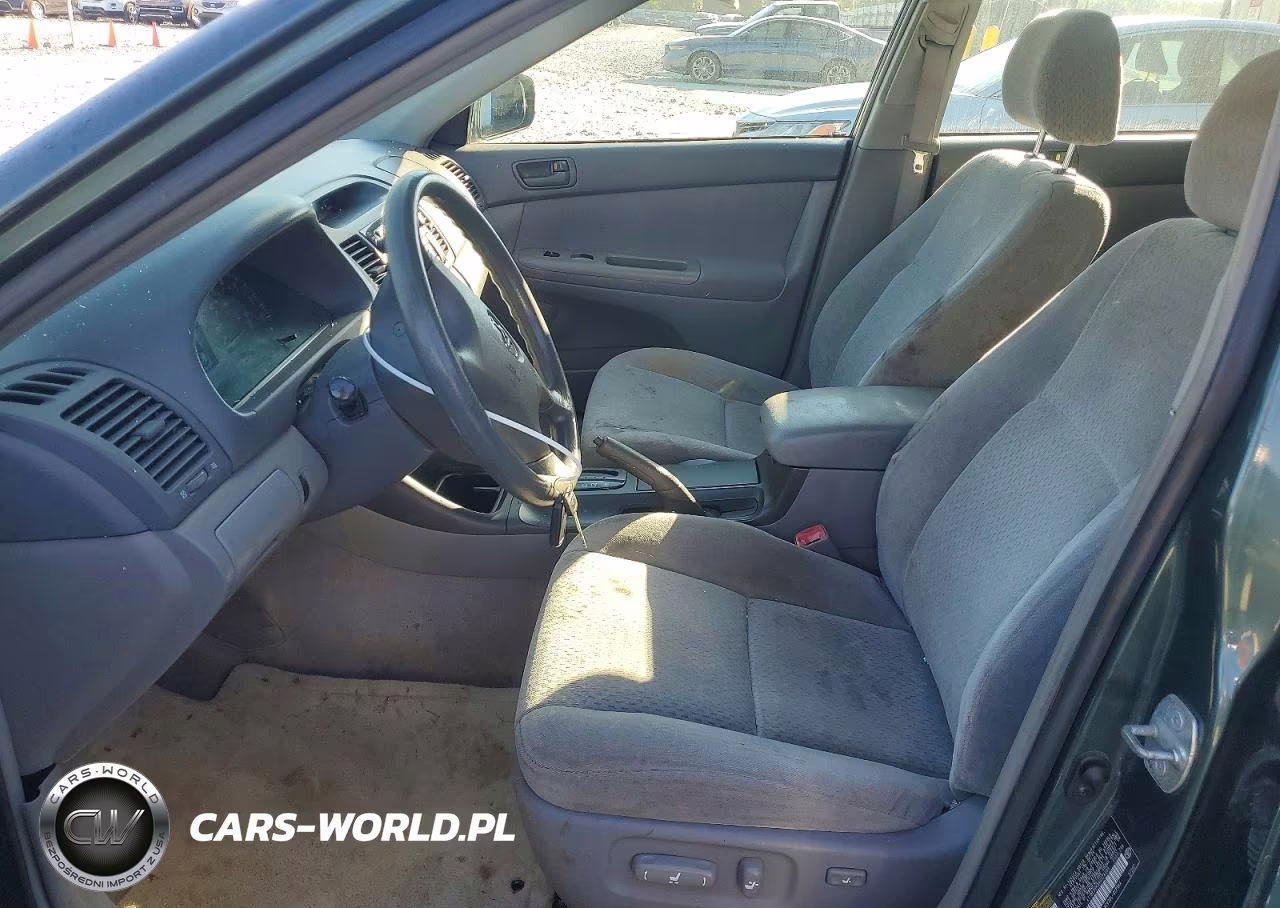 2004 Toyota Camry Le VIN:4T1BE32KX4U374202 - 7