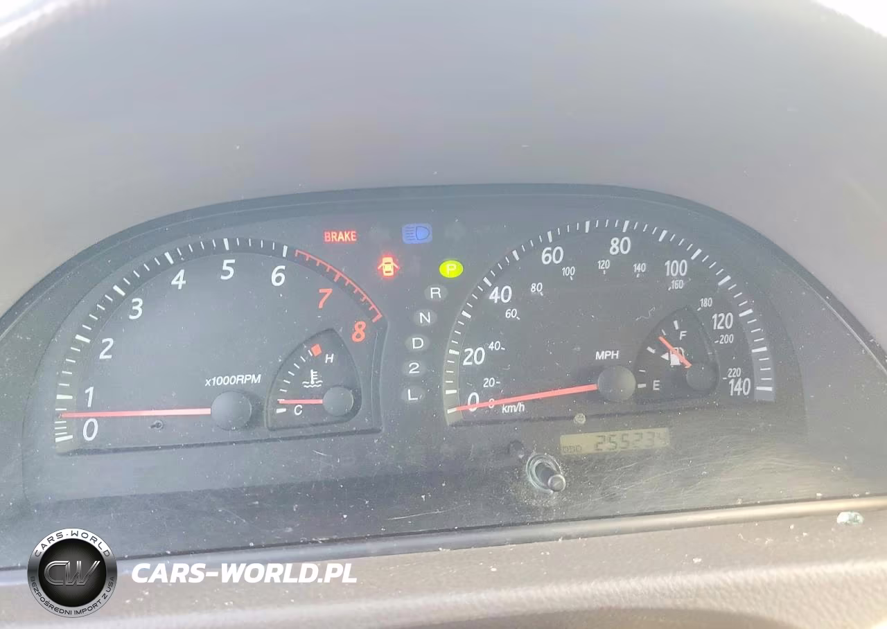 2004 Toyota Camry Le VIN:4T1BE32KX4U374202 - 9