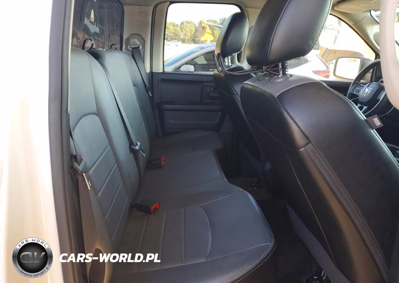 2022 Ram 1500 Classic Tradesman VIN:1C6RR7FG0NS152809 - 10