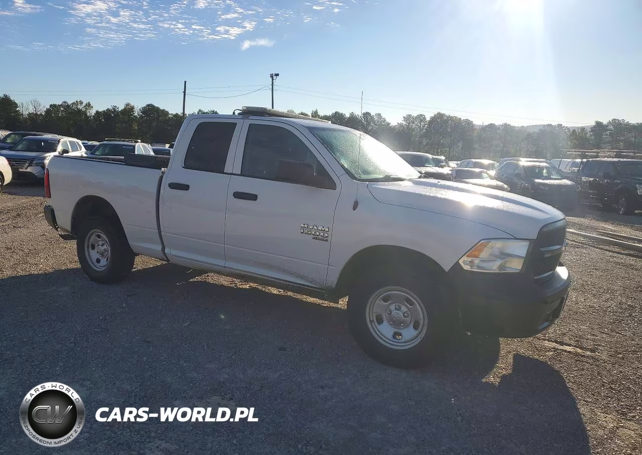 2022 Ram 1500 Classic Tradesman VIN:1C6RR7FG0NS152809 - 4