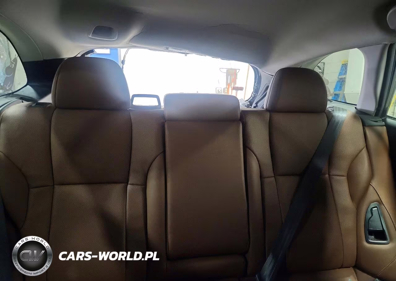 2022 Subaru Outback Touring VIN:4S4BTGPD0N3179000 - 10