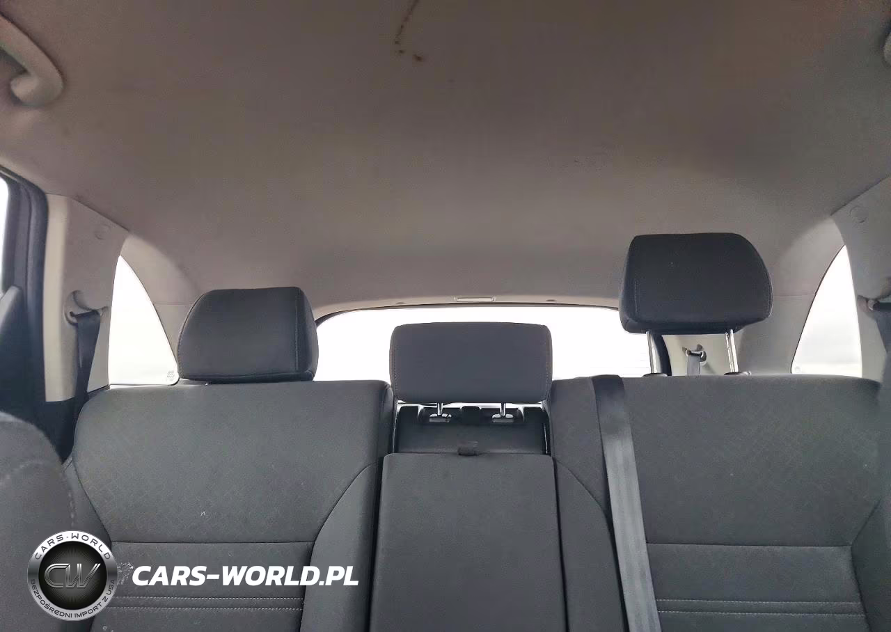 2017 Kia Sorento Lx VIN:5XYPG4A34HG192796 - 10