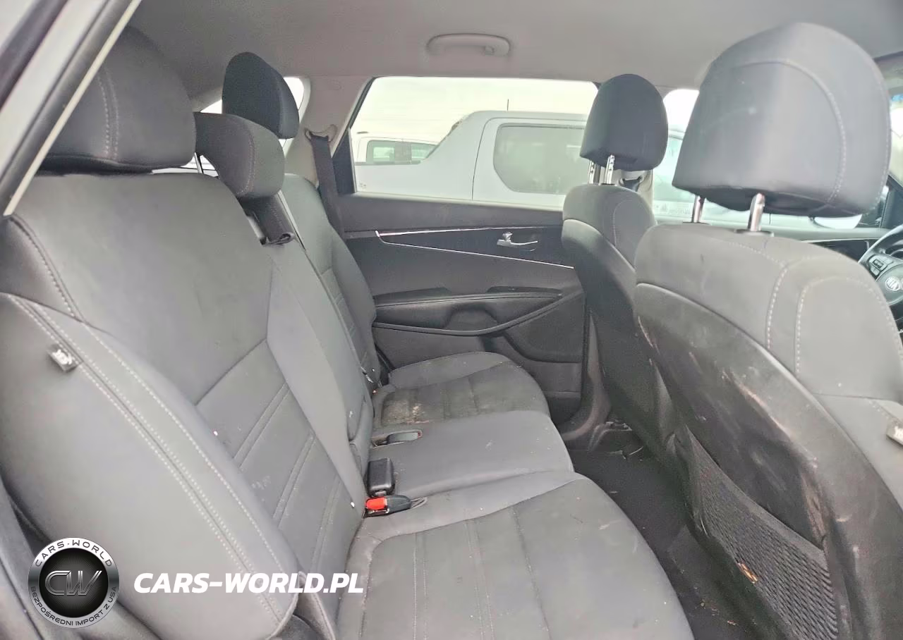 2017 Kia Sorento Lx VIN:5XYPG4A34HG192796 - 11
