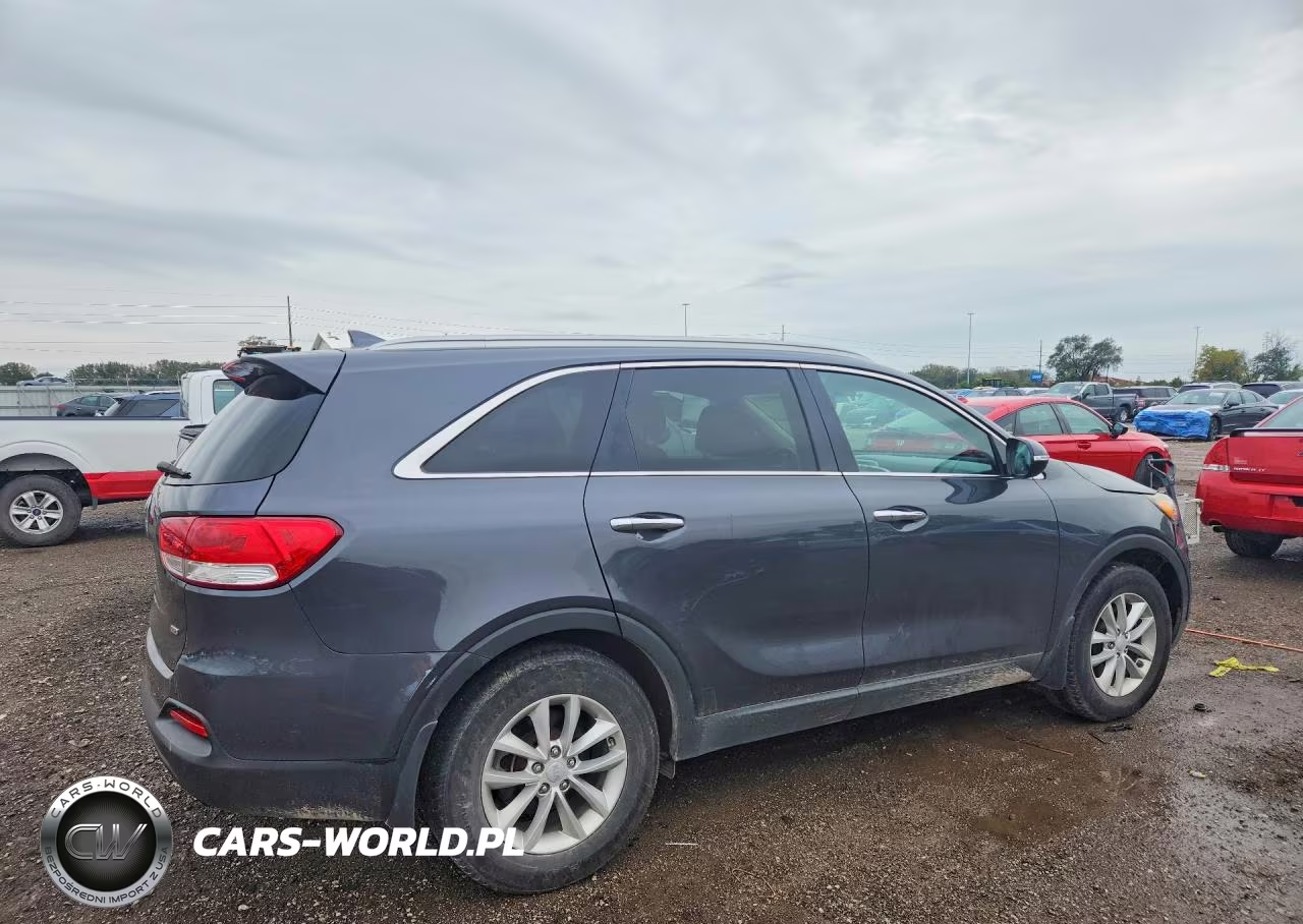 2017 Kia Sorento Lx VIN:5XYPG4A34HG192796 - 3