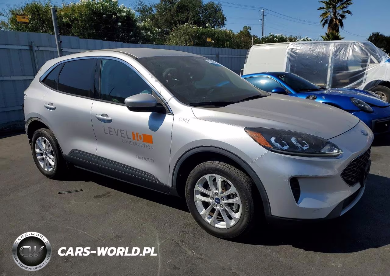 2020 Ford Escape Se VIN:1FMCU0G64LUB44123 - 4