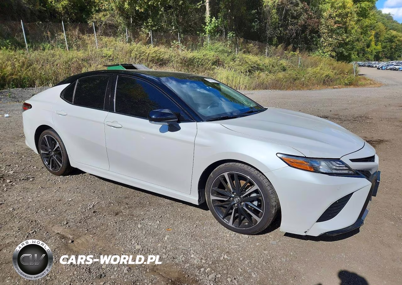 2018 Toyota Camry Xse V6 VIN:4T1BZ1HK0JU014738 - 4