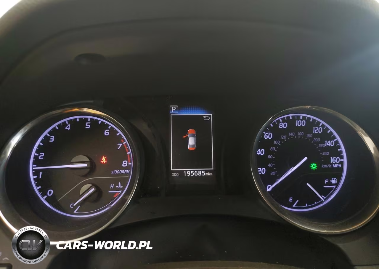 2019 Toyota Camry L VIN:4T1B11HK5KU266882 - 9
