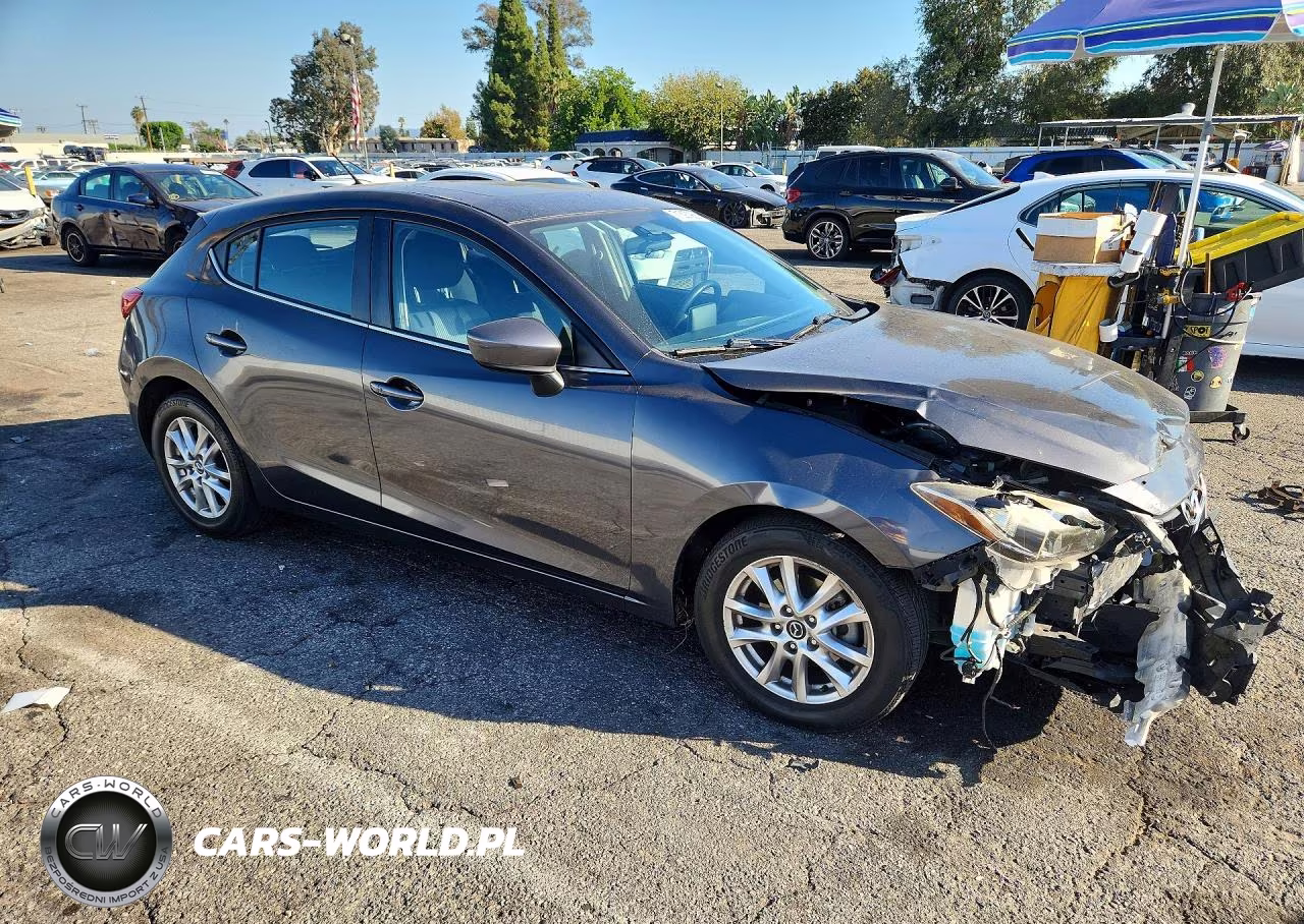 2016 Mazda 3 Touring VIN:JM1BM1L78G1282582 - 4