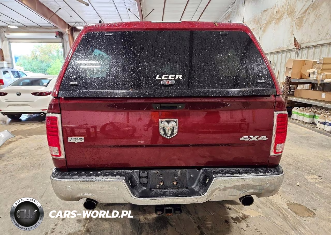 2018 Ram 1500 Laramie VIN:1C6RR7VM8JS258491 - 6