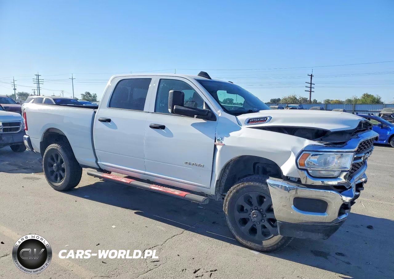 2020 Ram 2500 Tradesman VIN:3C6UR5CL3LG264413 - 4