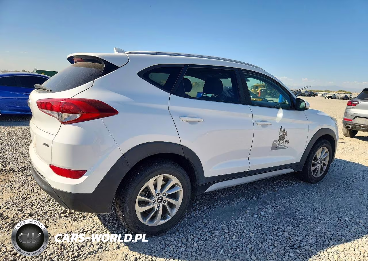 2018 Hyundai Tucson Sel VIN:KM8J3CA42JU607912 - 3