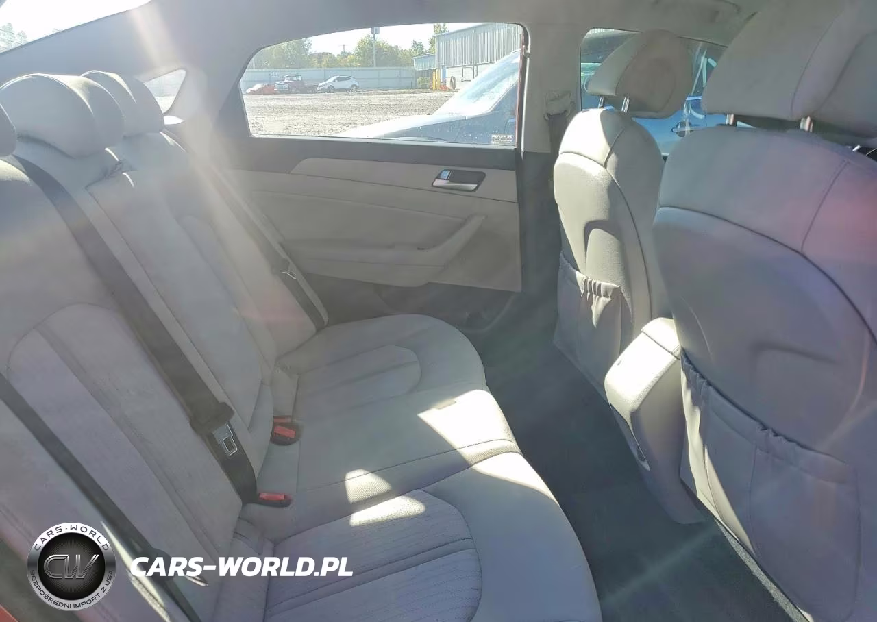 2016 Hyundai Sonata Hybrid Se VIN:KMHE24L1XGA015567 - 10