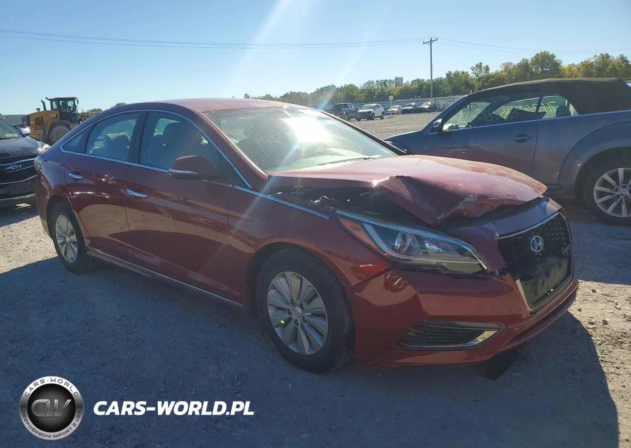2016 Hyundai Sonata Hybrid Se VIN:KMHE24L1XGA015567 - 4