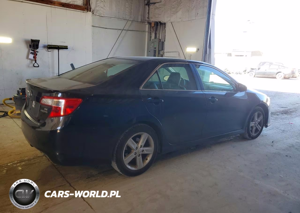 2013 Toyota Camry Se VIN:4T1BF1FK4DU671719 - 3