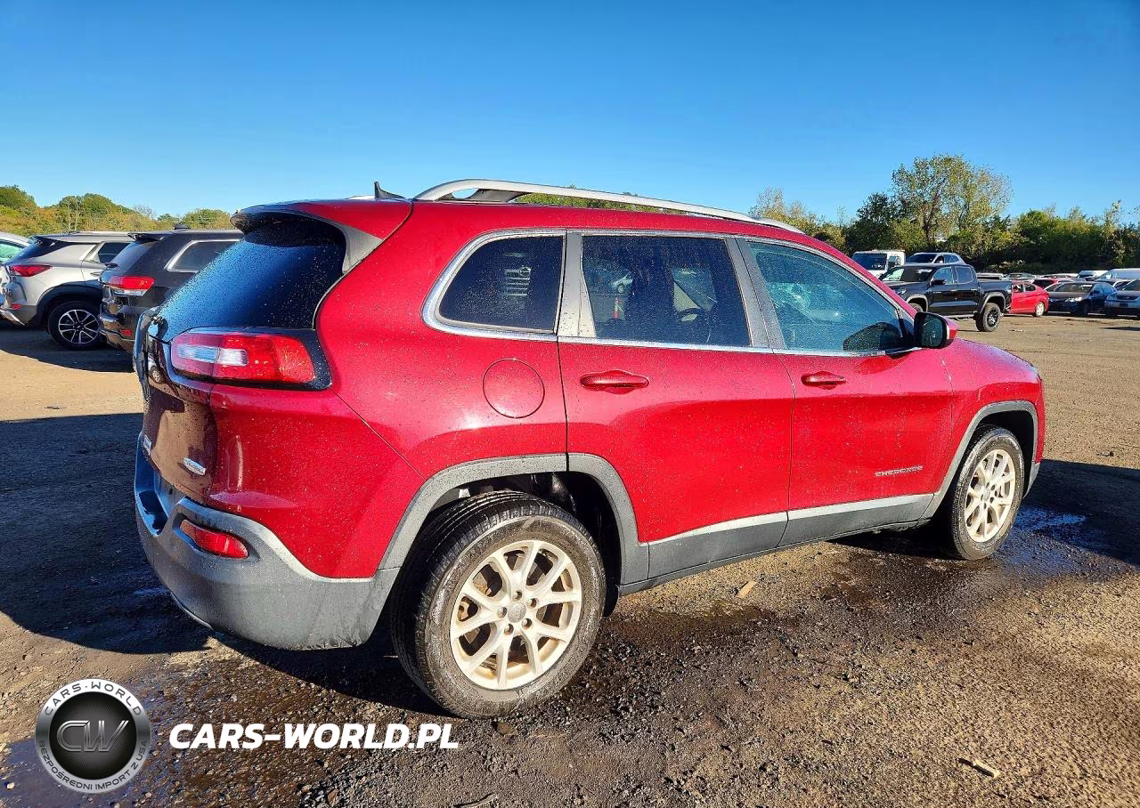 2016 Jeep Cherokee Latitude VIN:1C4PJMCB6GW371610 - 3