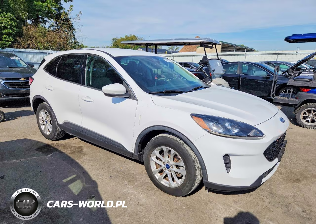 2020 Ford Escape Se VIN:1FMCU0G68LUB54864 - 4