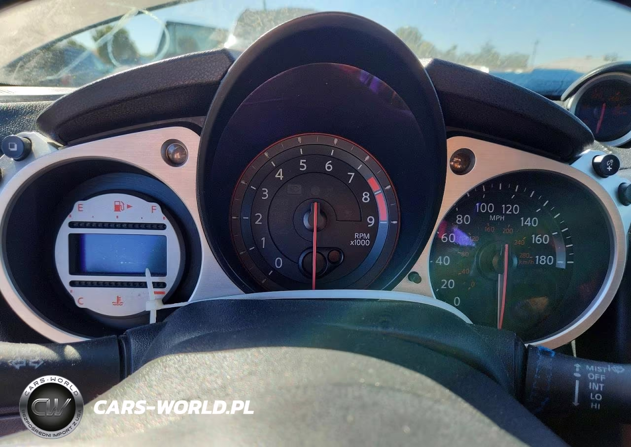 2010 Nissan 370Z Base VIN:JN1AZ4EH3AM506936 - 9
