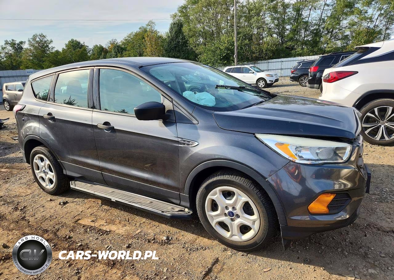 2017 Ford Escape S VIN:1FMCU0F78HUB64568 - 4