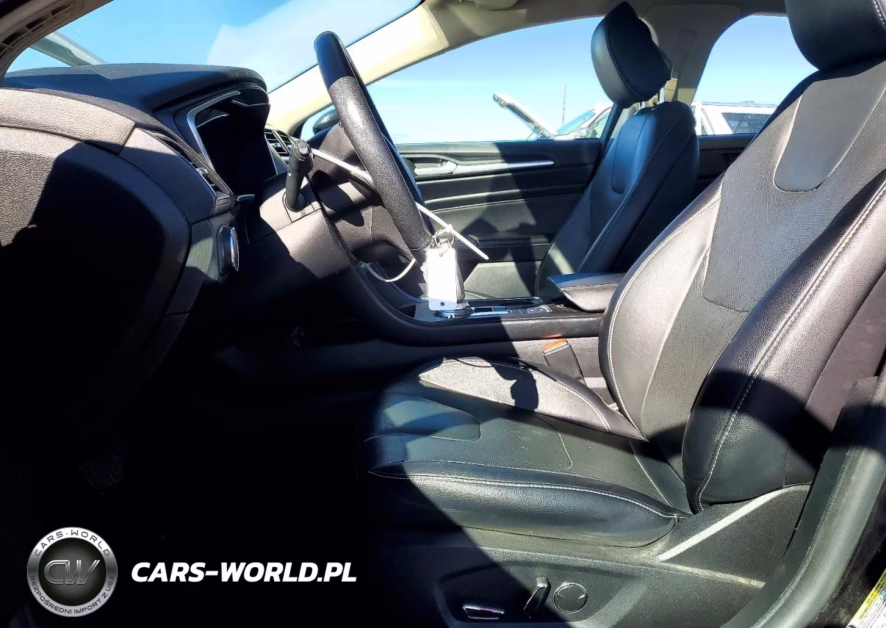 2020 Ford Fusion Titanium VIN:3FA6P0RU2LR157163 - 7