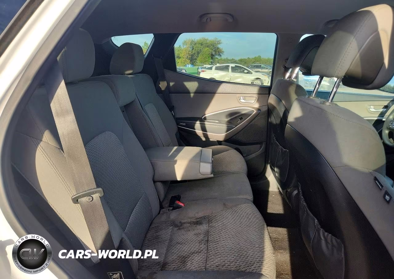 2016 Hyundai Santa Fe Sport 2.4L VIN:5XYZT3LB9GG348042 - 11
