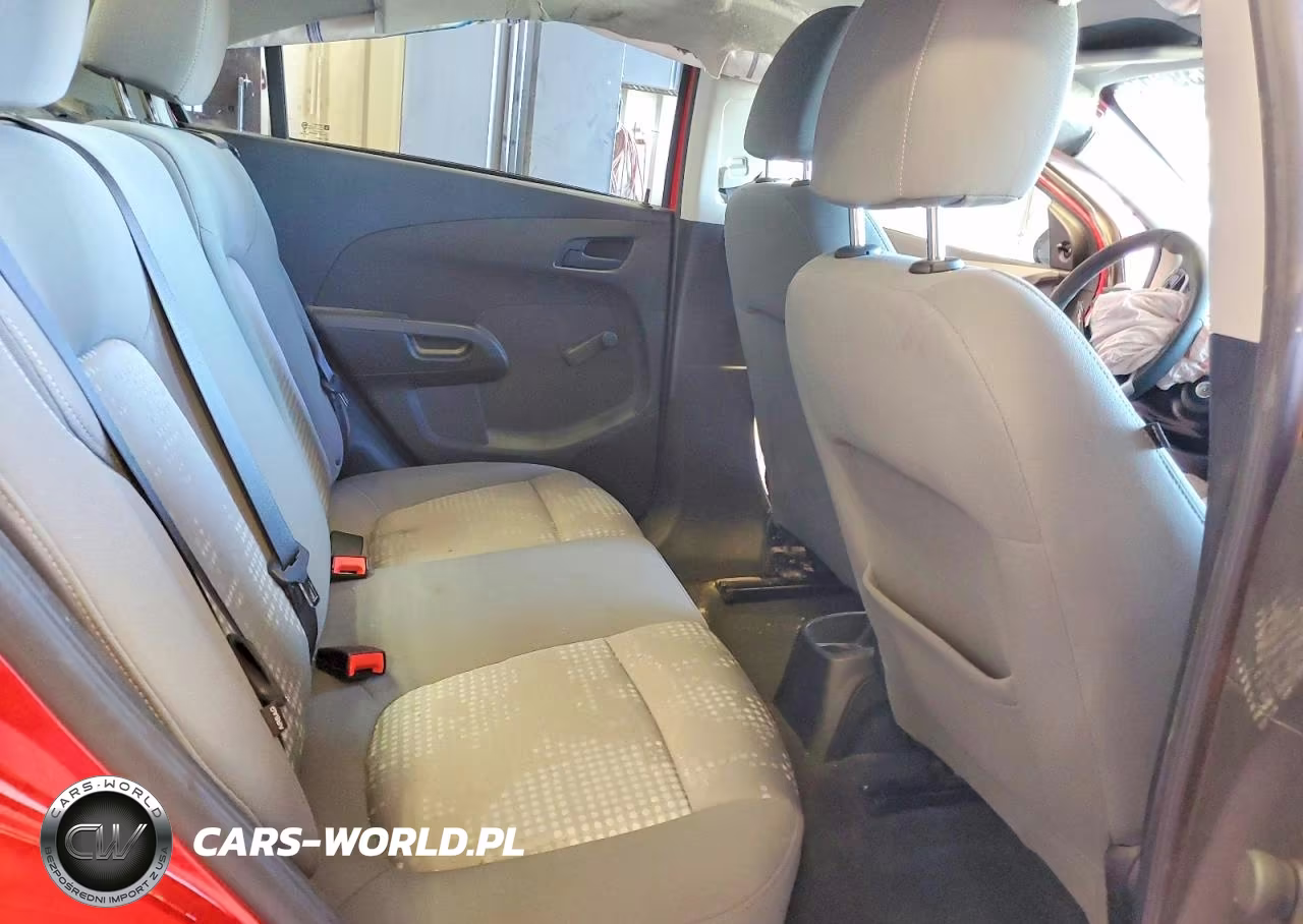 2018 Chevrolet Sonic Ls VIN:1G1JB5SH5J4117283 - 10
